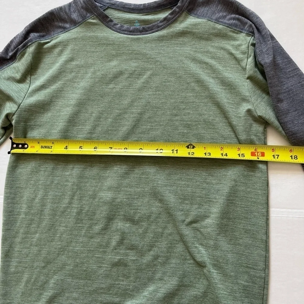 Crewcuts Green & Gray Long Sleeve top